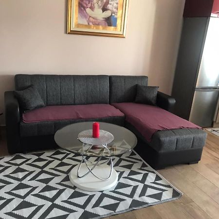 Apartman Petra 2 Vir Exterior photo